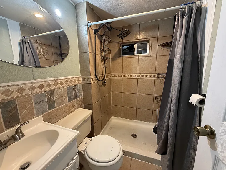 119bbathroom