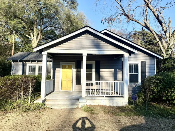 410 Law St, Bishopville, SC 29010