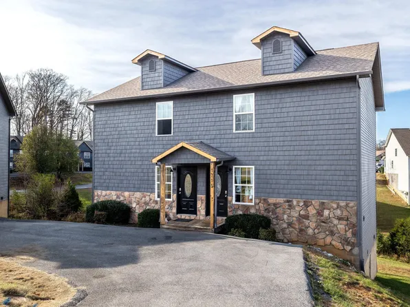 1707 Willow Trace Ct, Sevierville, TN 37862