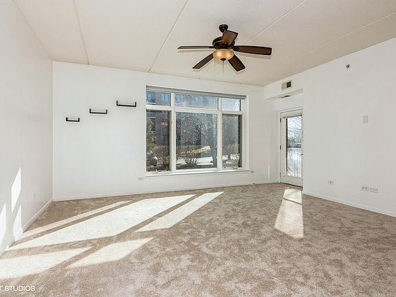 3rd image of 855 E 22nd St APT 108