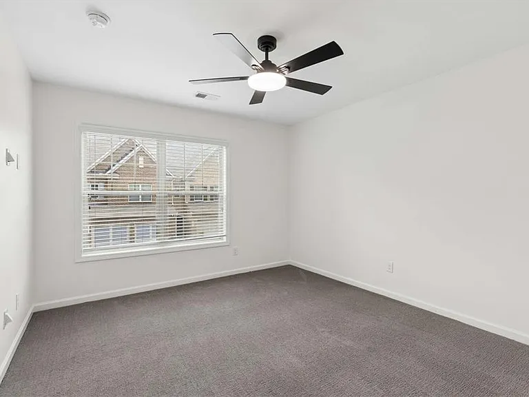 3377 Vintage Cir SE — Photo 28