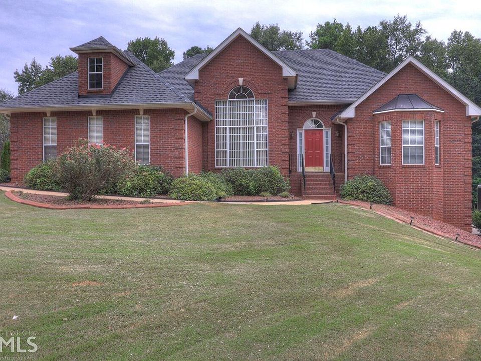 1st image of 132 Wynnfield Blvd #37