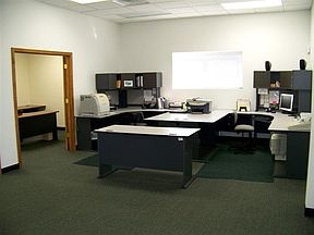 5th image of 905 Executive Dr
