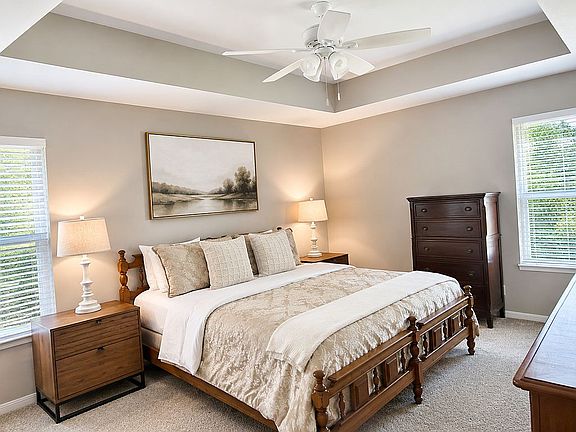 5th image of 16 Timber Ridge Dr