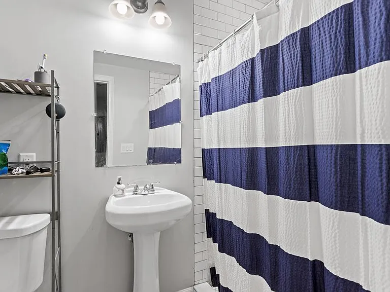 35 Melbourne St #4 — Photo 9