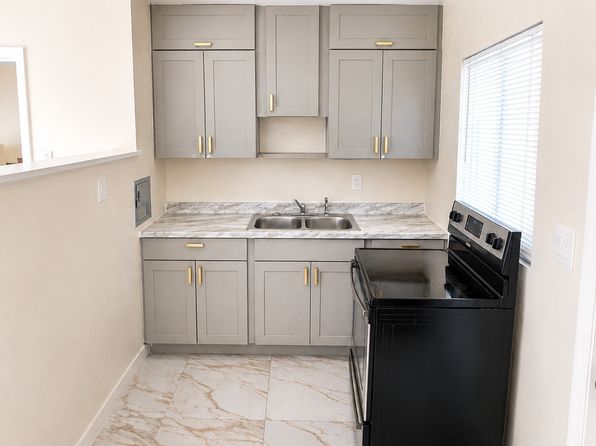 3932 SW 12th Pl APT 1