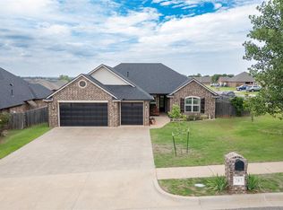 287 Appaloosa Dr, Blanchard, OK 73010
