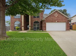 2115 Lexington Dr, Mansfield, TX 76063