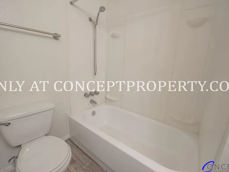 6660 S 1300 W — Photo 26
