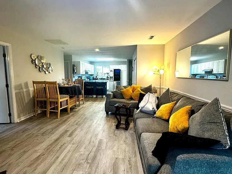 402 Forest Park Rd #D — Photo 4