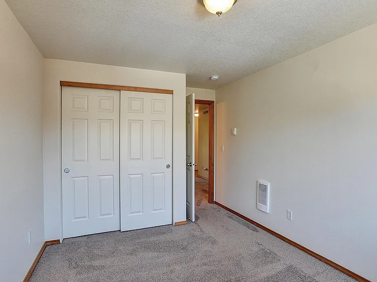 2215 Sam Parrett Dr — Photo 26
