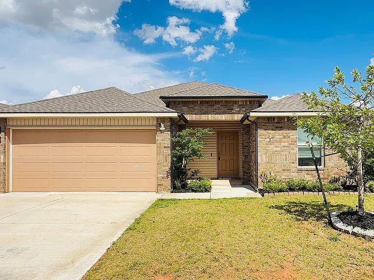 4112 Moonlight Rd — Photo 1