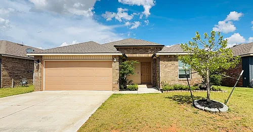 4112 Moonlight Rd Photo 1