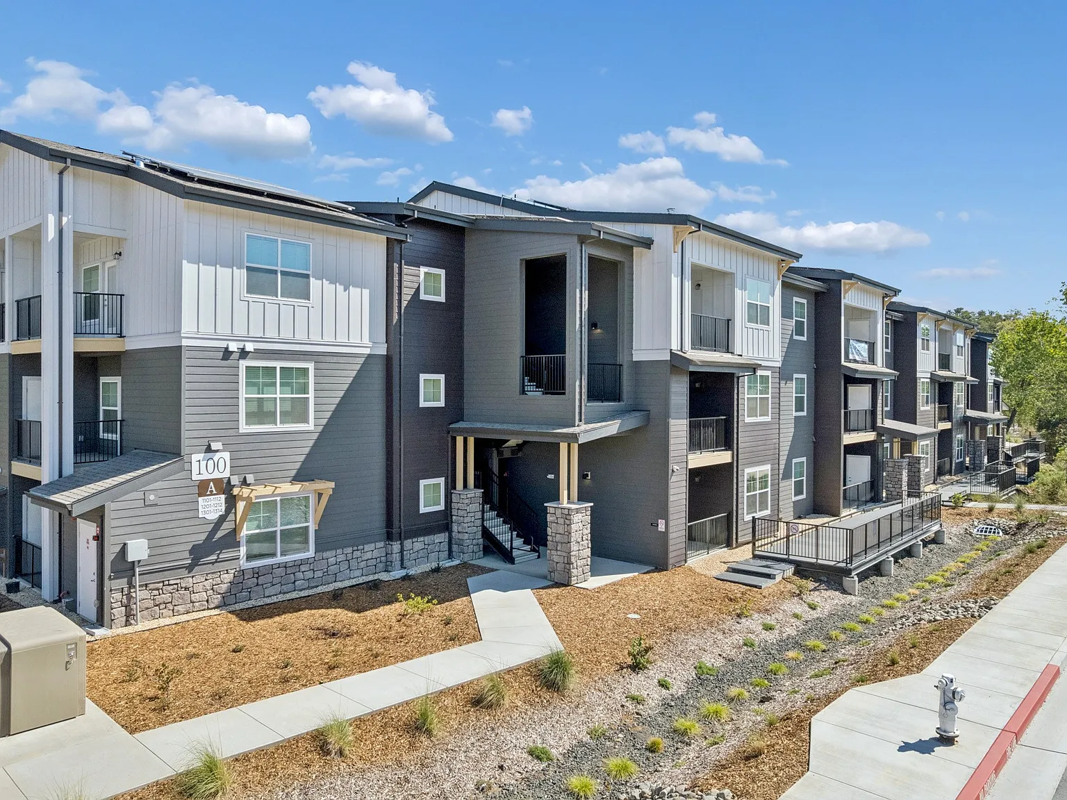 Alexander Valley Apartments - USDA Farm Labor Housing — Photo 2