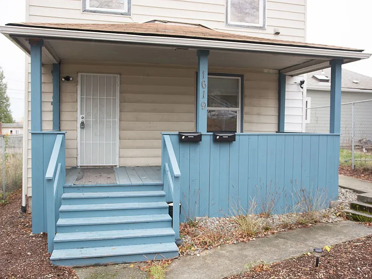 1619 Yakima Ave S — Photo 9