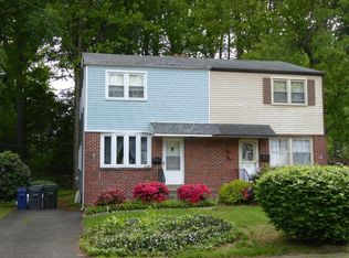 2878 Thunderhead Rd, Roslyn, PA 19001