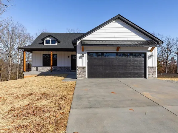 470 Champs Elysees Dr, Bonne Terre, MO 63628