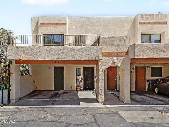 3rd image of 636 W Placita De Las Lomitas