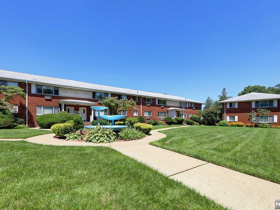 1st image of 1323 Anderson Ave APT 16