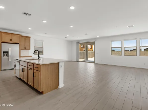 5951 E Benburb Ln, Tucson, AZ 85756
