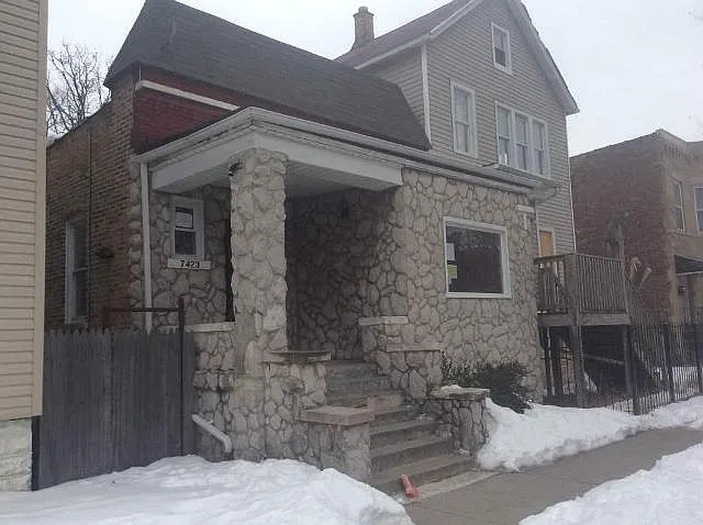 7423 S Saint Lawrence Ave photo 1