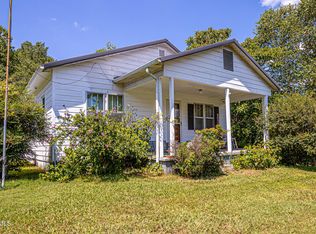 835 W Bear Hollow Rd, Rogersville, TN 37857