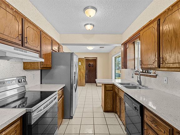 5th image of 13100 Turtlecreek Ct