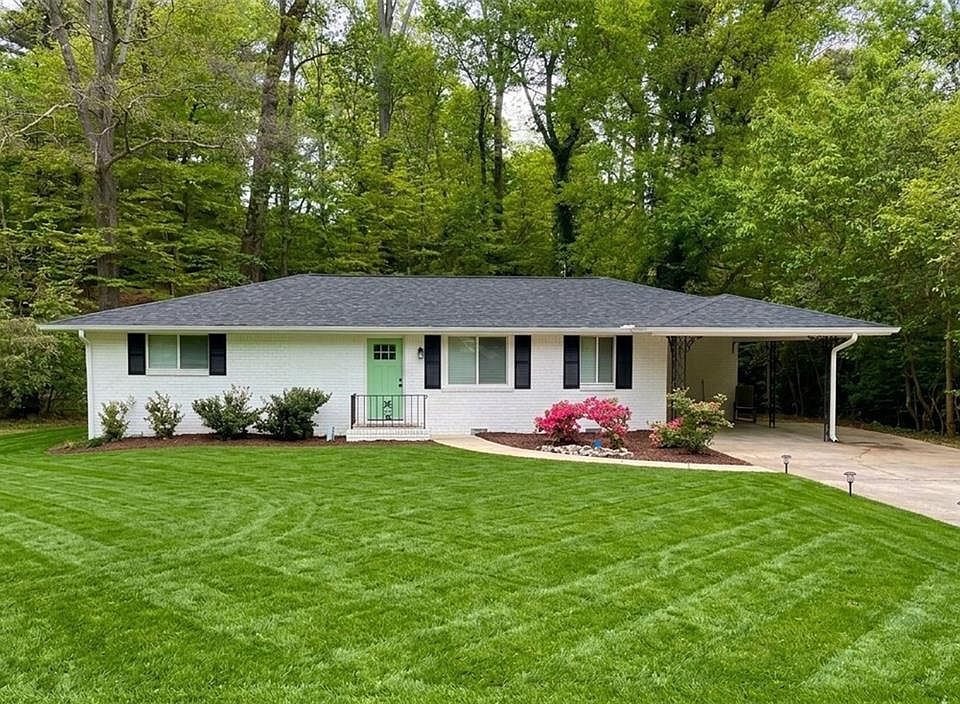 1st image of 1595 Moncrief Cir