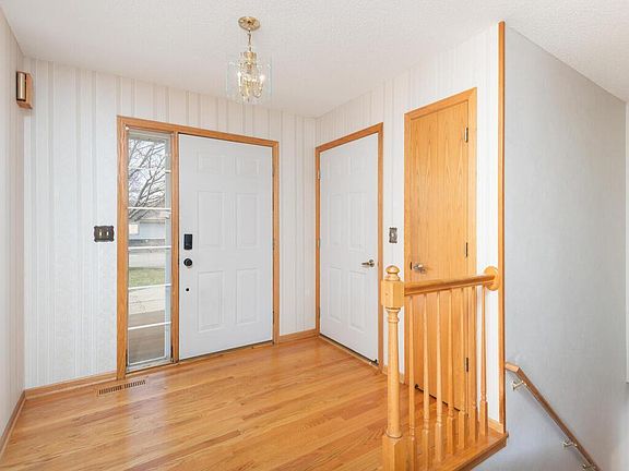 5th image of 2961 Aldrich Trl