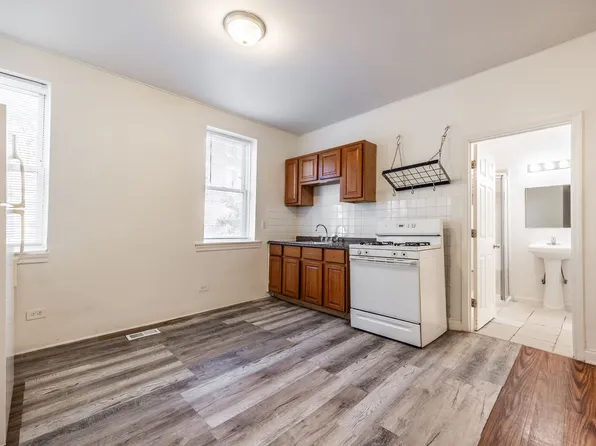 1900 S Throop St, Chicago, IL 60608