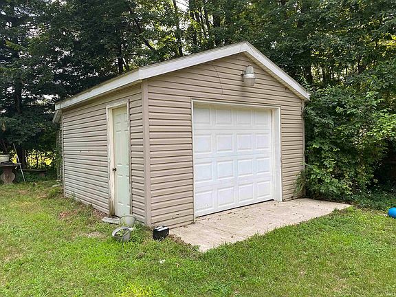 2nd image of 3849 E Mae Delano Dr