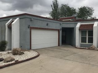 811 Colonial Ct, Carlsbad, NM 88220