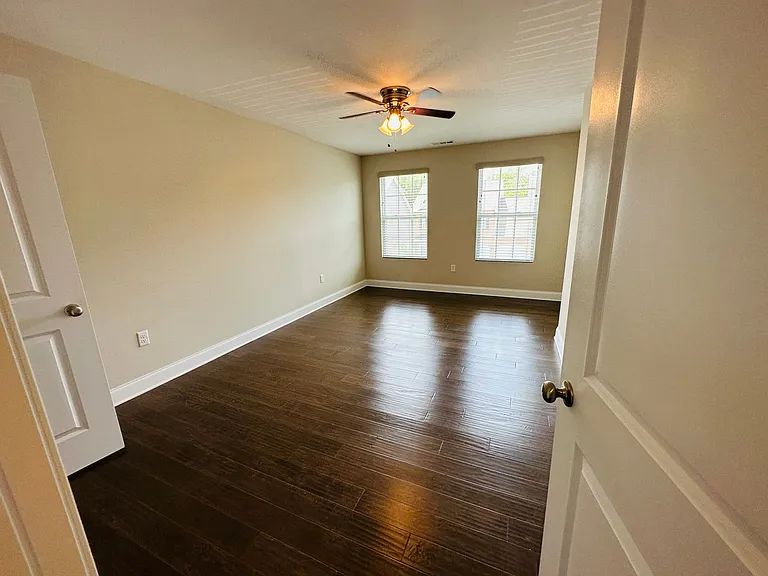 4922 Briar Rock Ln — Photo 20