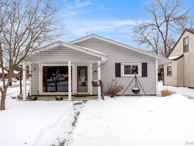 3907 Detroit St, Dearborn Heights, MI, 48125