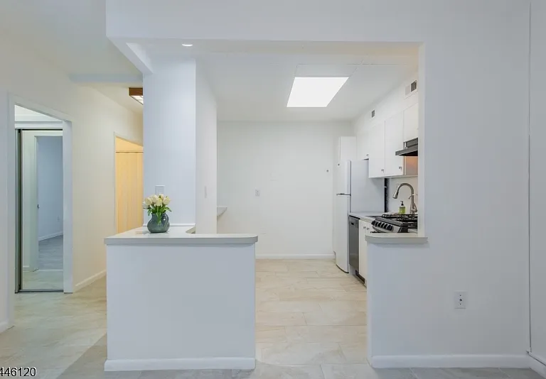 467 Valley St #1A — Photo 21