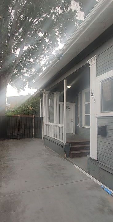 1st image of 1333 S Park Ave