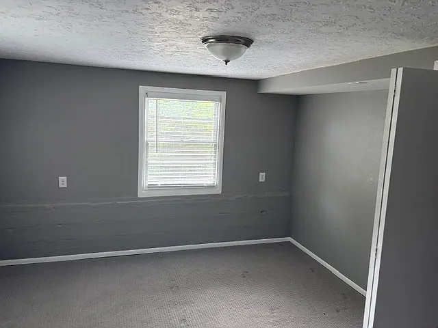 1814 SW Moss St — Photo 10