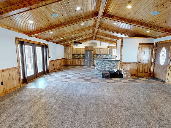 4th image of 511 Clover Run Rd