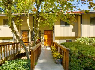 2810 Treetop Ln, West Linn, OR 97068