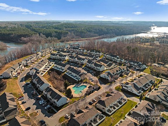 2nd image of 408 Spring Gardens Dr