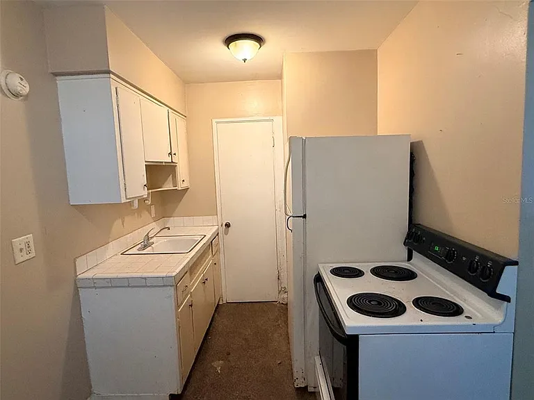 1273 S Betty Ln — Photo 7