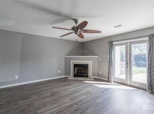 11006 Will Knox Rd, Cornelius, NC 28031