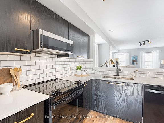 5th image of 91 Coughlin Rd Unit 1