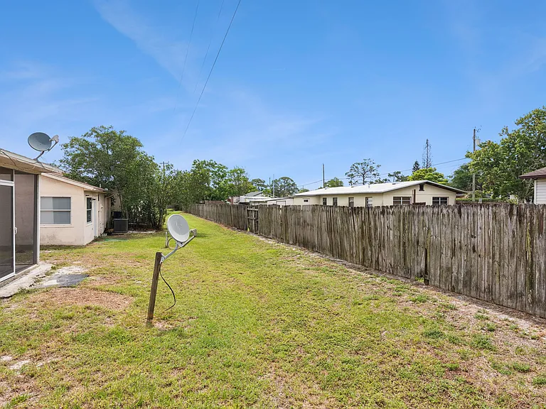 1514 Clearlake Rd #100 — Photo 22