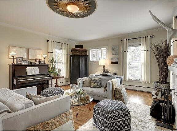 4th image of 2517 W 52nd Street