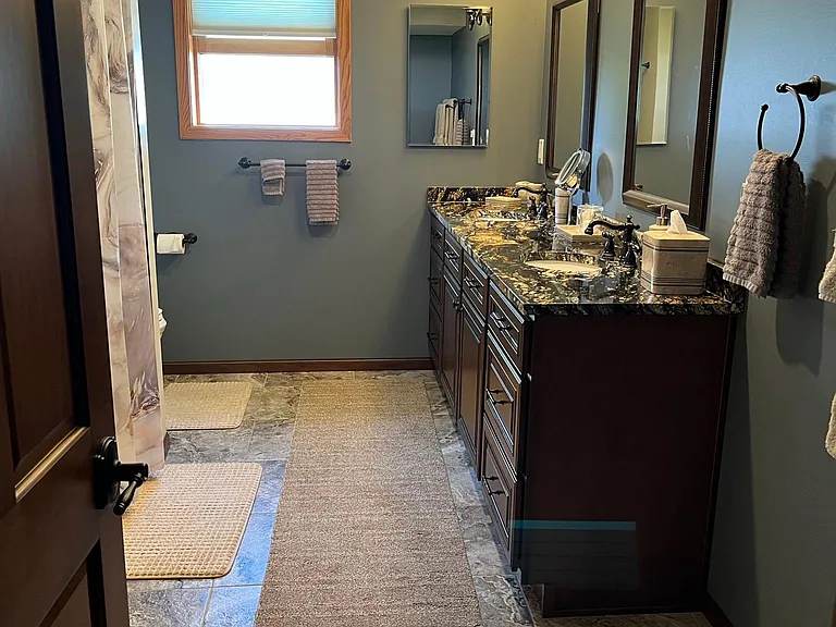 4329 Waville Rd NE — Photo 35