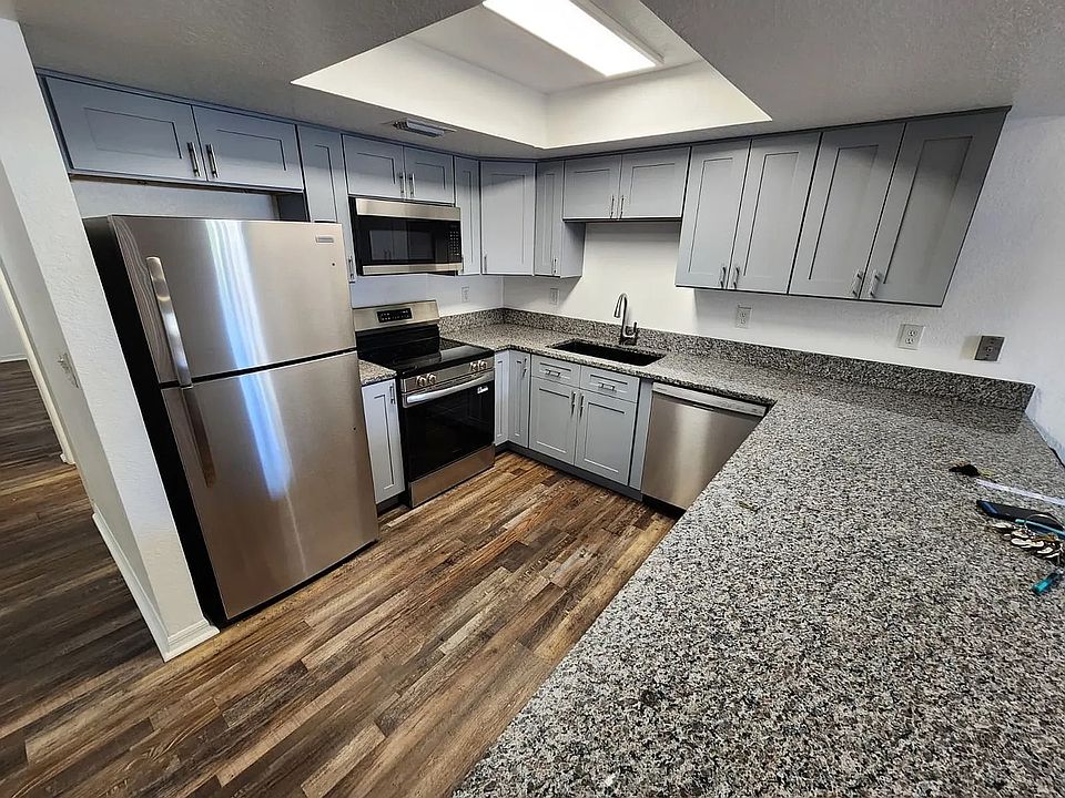 1st image of 4381 Millwood Rd #4381
