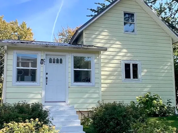 407 N Elm St, Nappanee, IN 46550