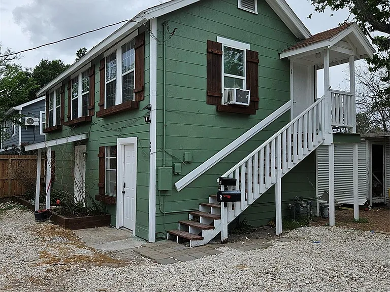 408 Randall St #9 — Photo 17