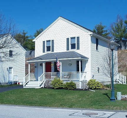2nd image of 29 Lamplighter Ln